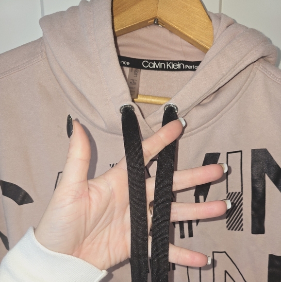 Calvin Klein Performance Crop Hoodie - Picture 2 of 4